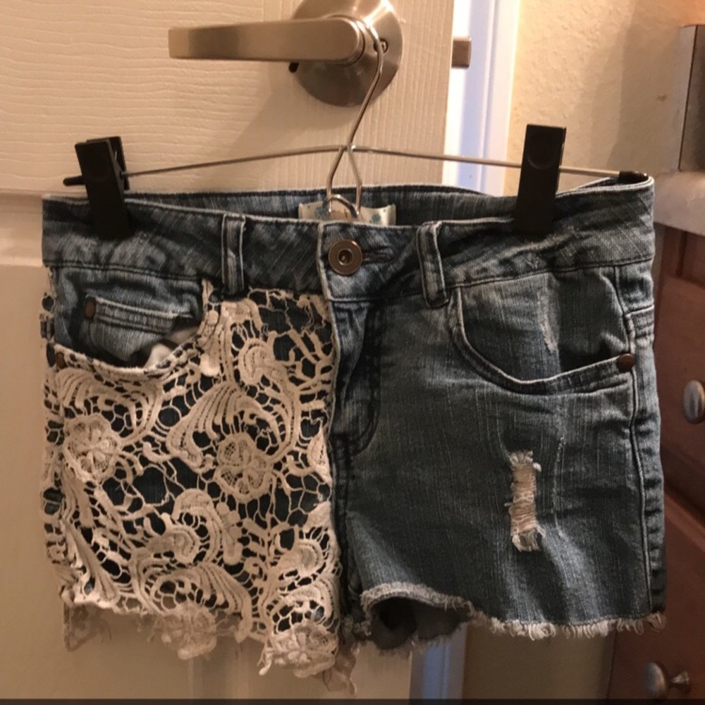 Lace shorts